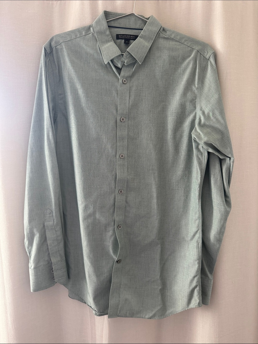 Banana Republic Sage Green Long-Sleeve Dress Shirt